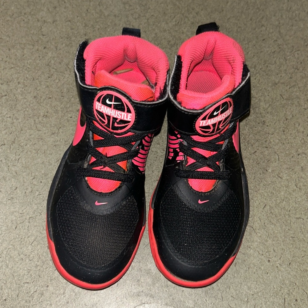 Nike Team Hustle Kids Size 12C